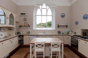 Kitchen / Breakfast Room - click for photo gallery